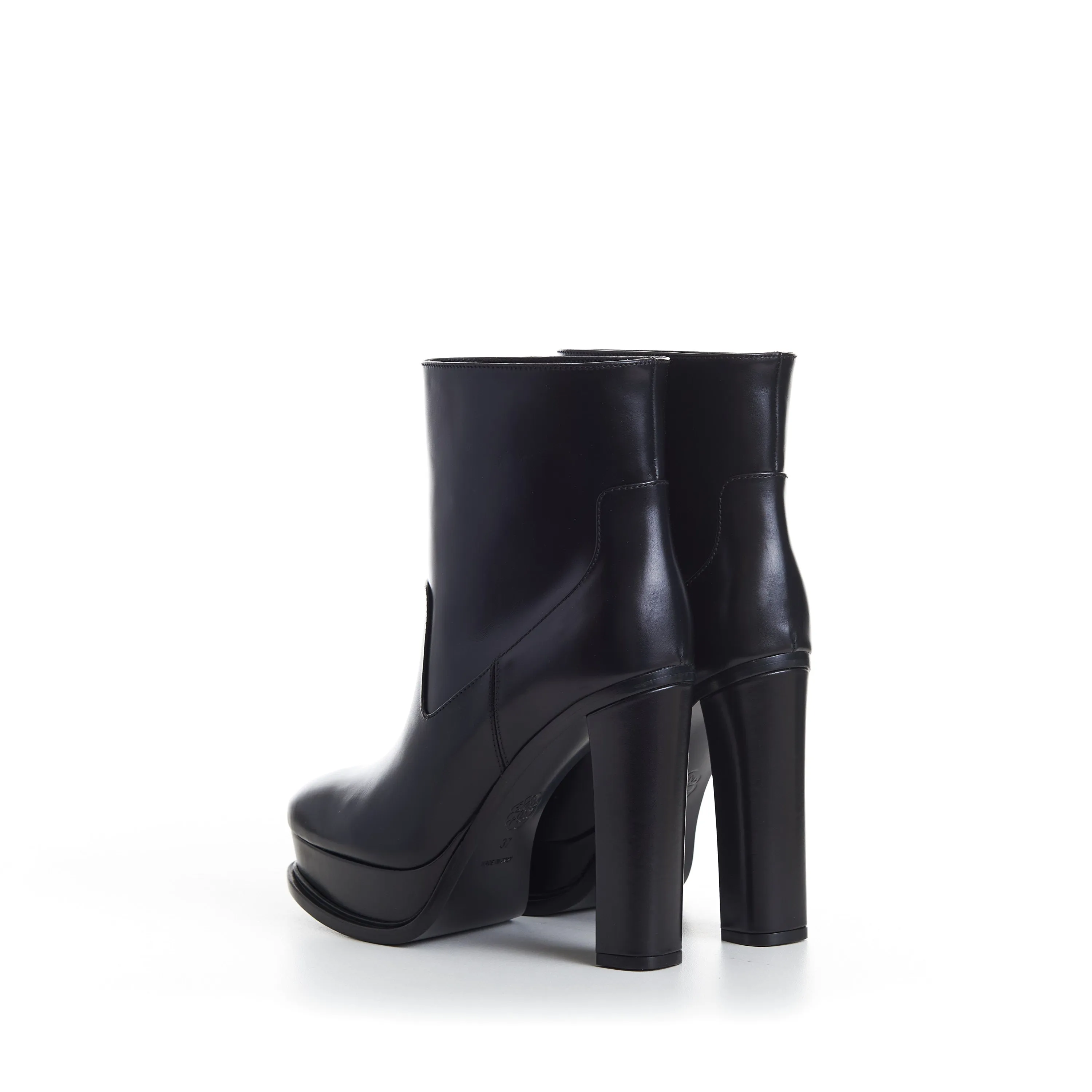 Black Leather Platform Ankle Boot - Pull Up, Round Toe