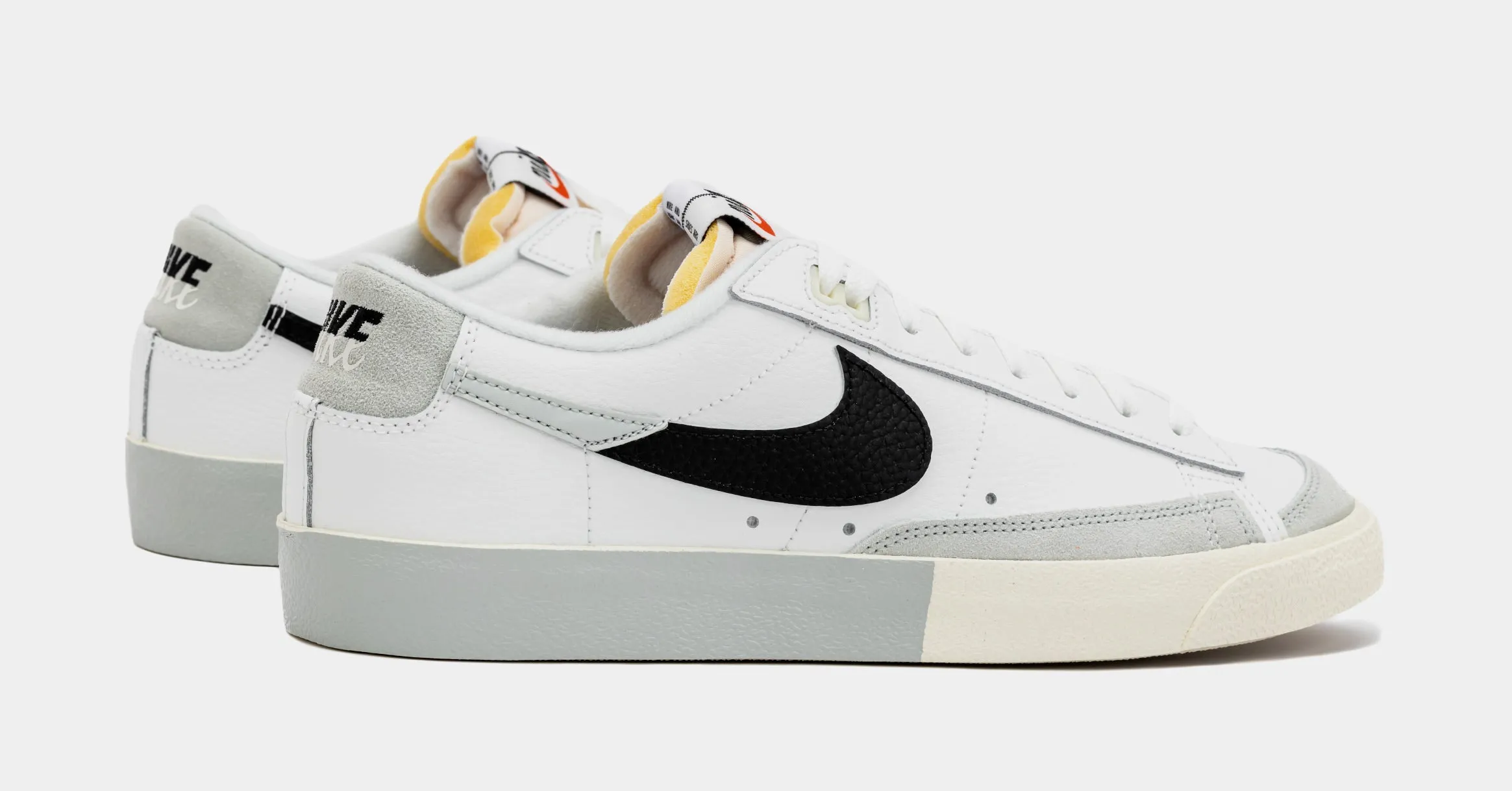 Blazer Low ’77 Split Mens Lifestyle Shoes (White/Grey)