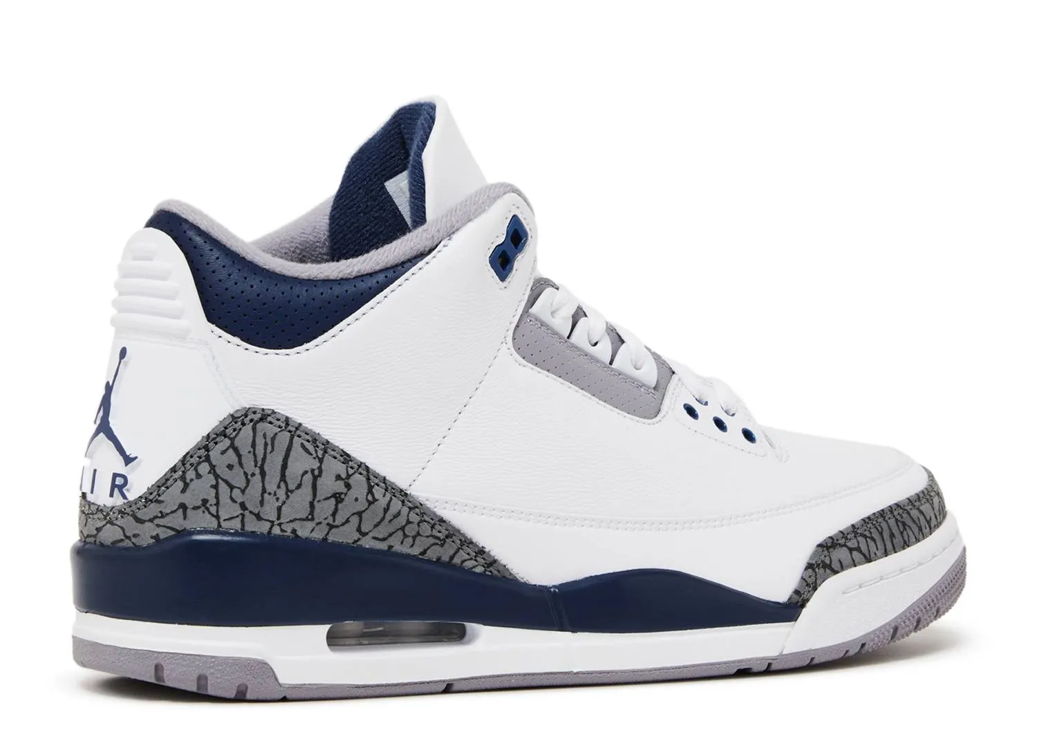 Jordan Retro 3’s Midnight Navy Men