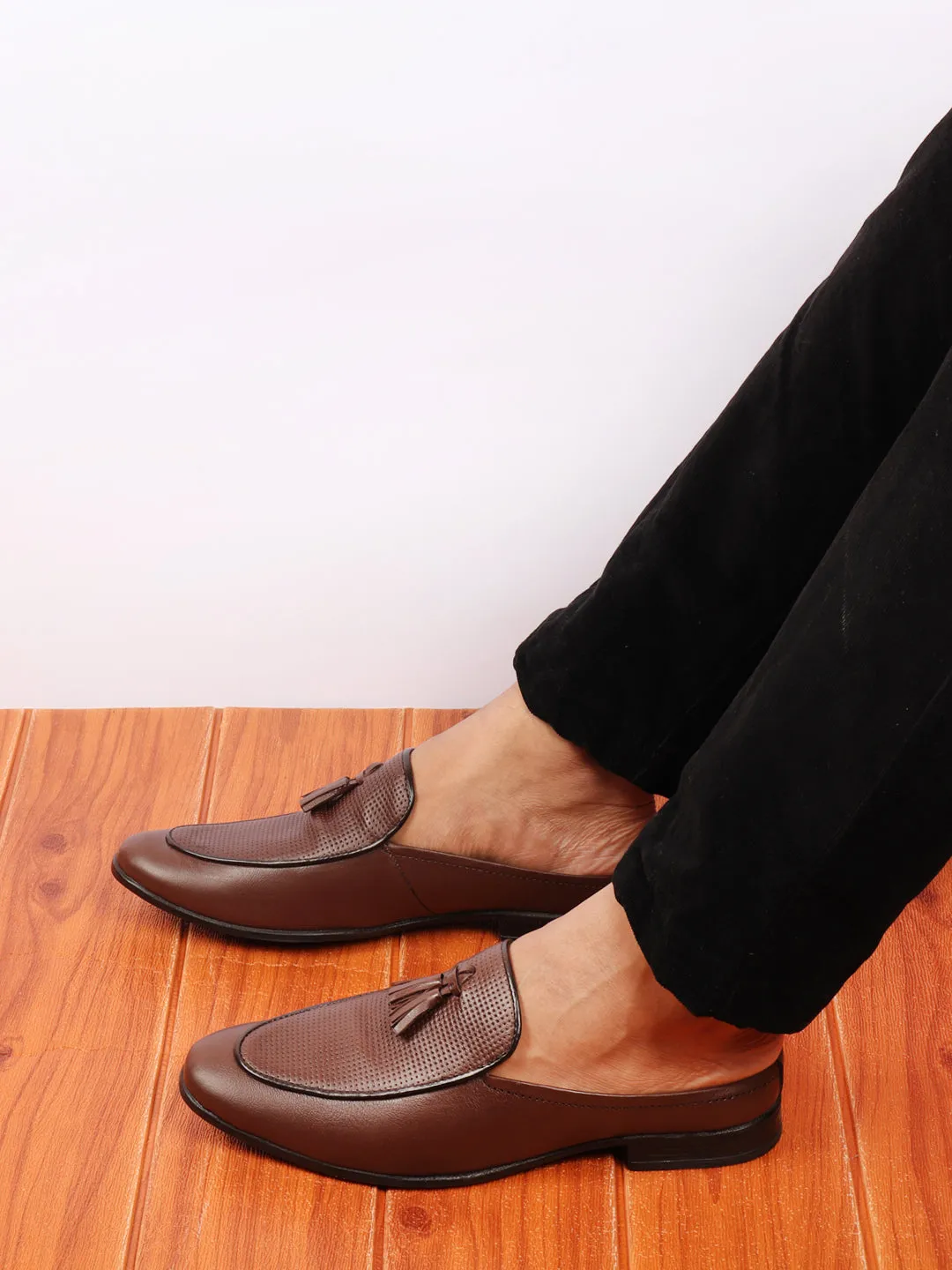 Men Brown Back Open Tassle Leather Slip On Shoes