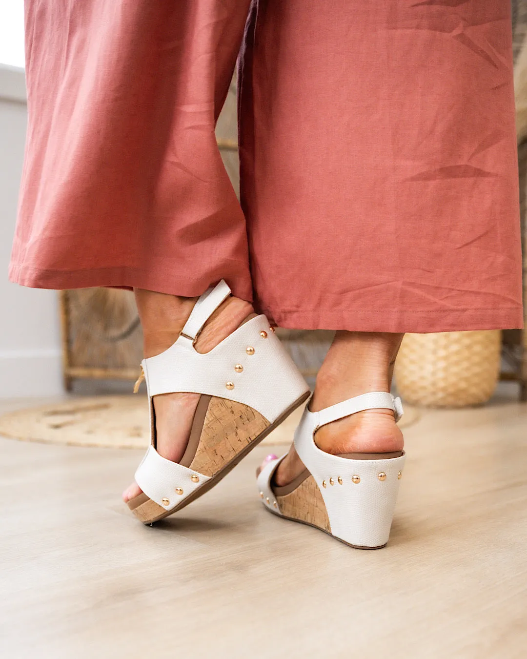 NEW! Corkys Zip It Good Wedge Sandals - Ivory