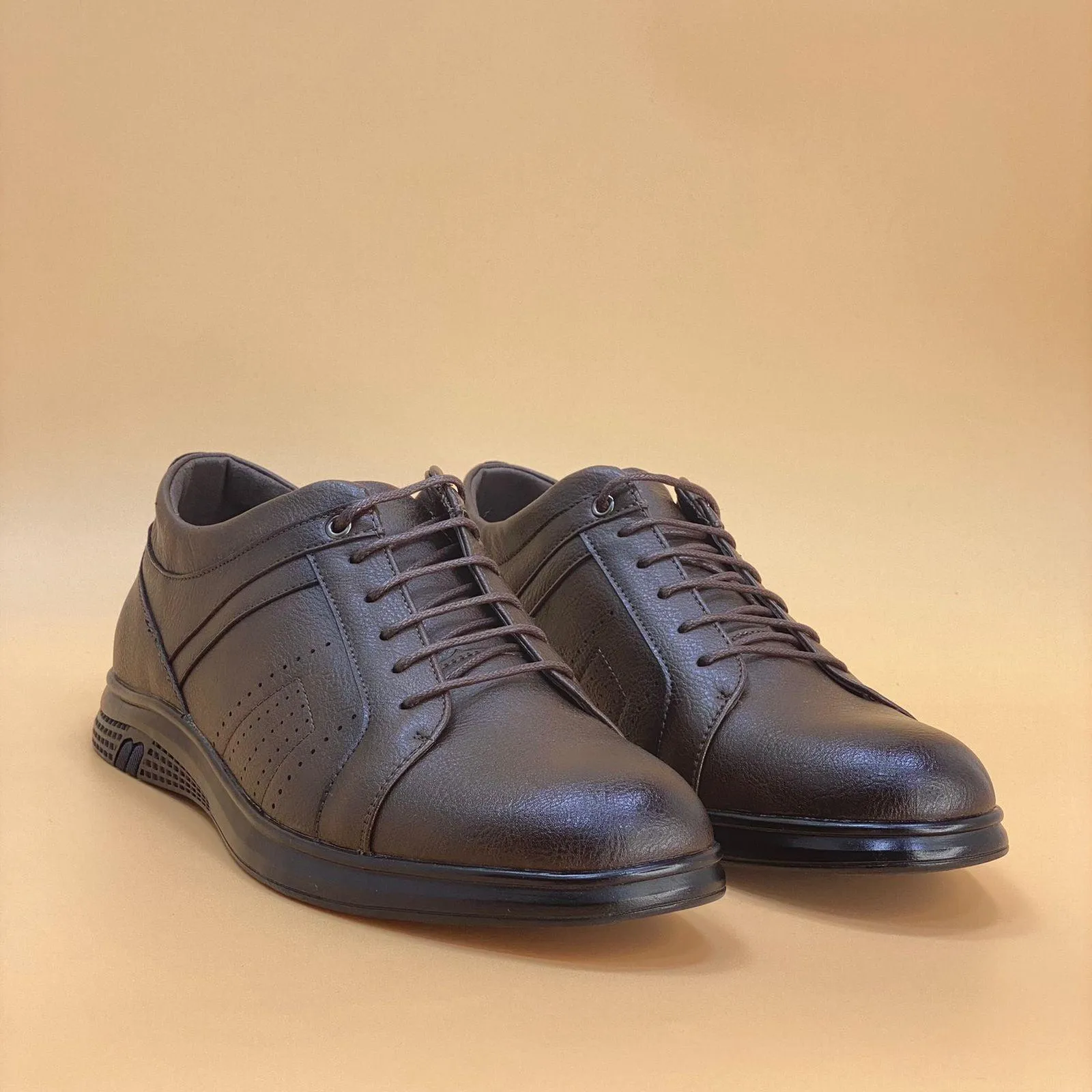 NEW ,  MEN SHOES  M128 , MADE IN CHINA