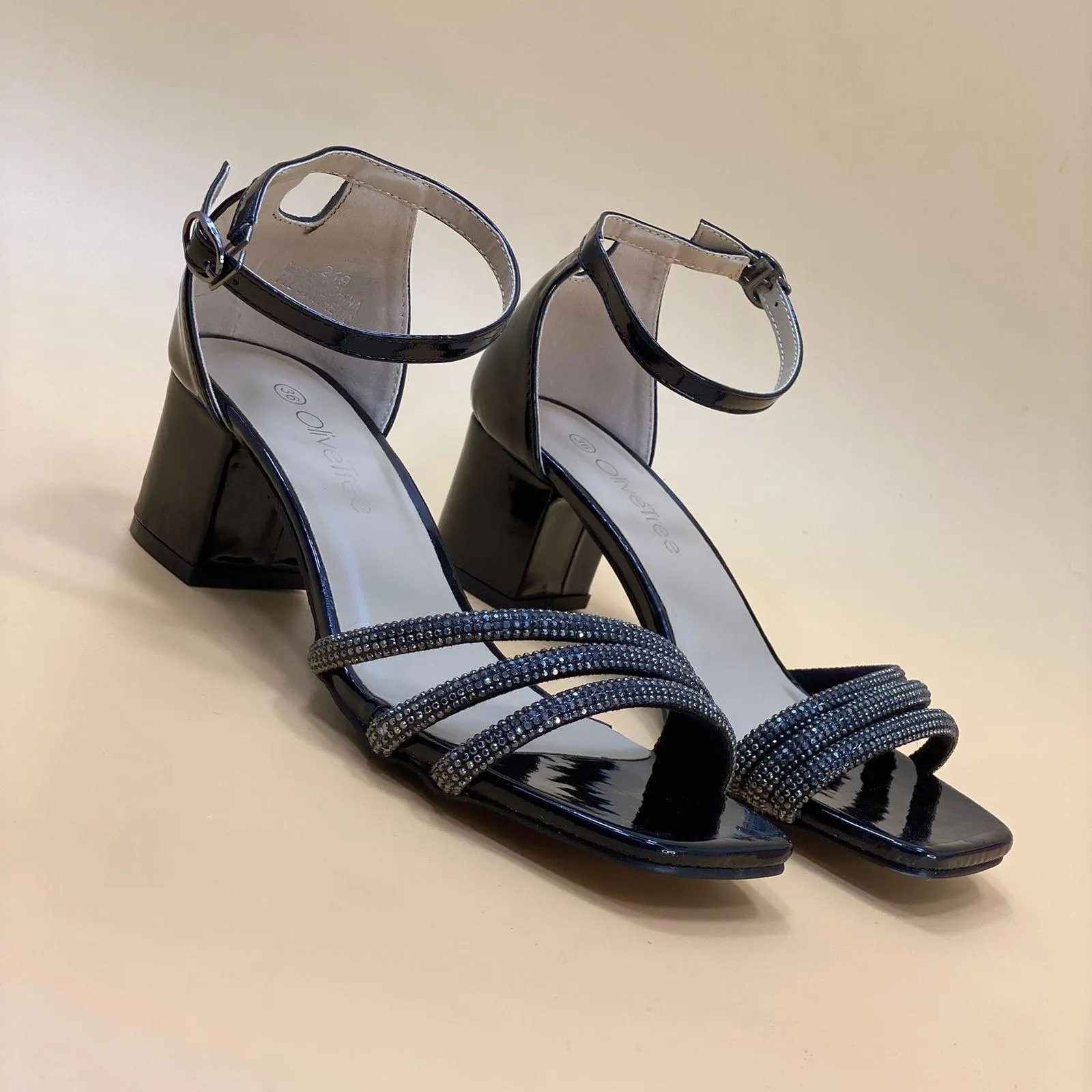 NEW ,  WOMEN SANDAL  W122