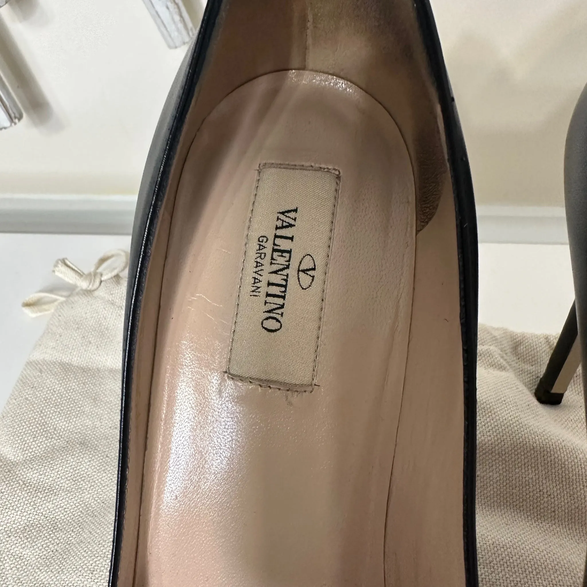 SIZE 39 Valentino shoes