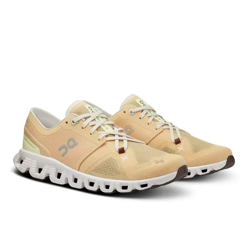 Women's On Cloud X 3